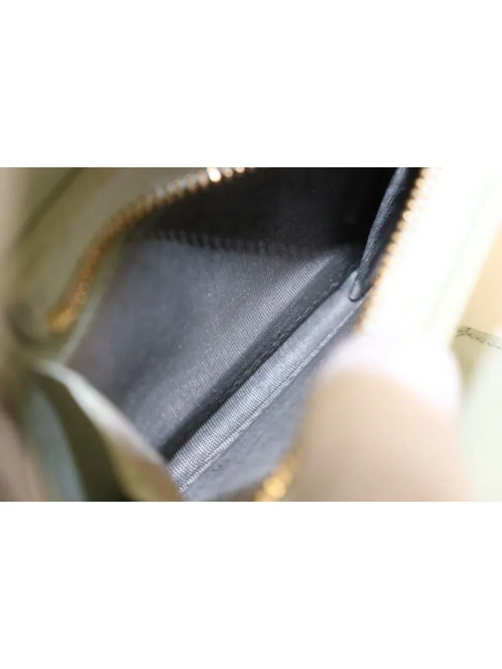 Gucci GG Compact Wallet Leather Trifold - Picture 7 of 9